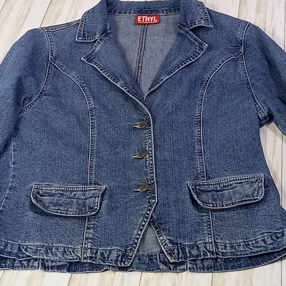 Ethyl Vintage Denim Jacket Size Medium - Picture 8 of 13